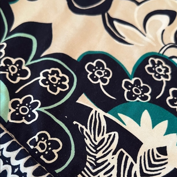 Style & Co. Dark Navy and Cream Floral Tunic - Picture 7 of 10